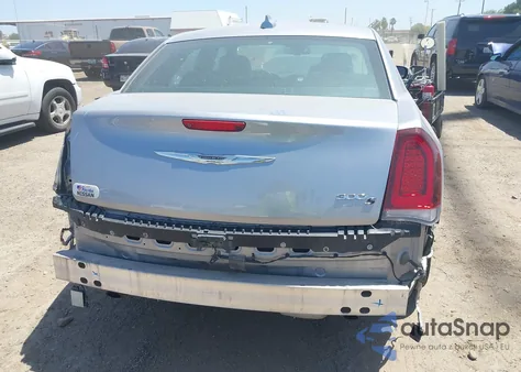 2015 Chrysler 300 S from USA, damaged, VIN 2C3CCABG2FH882611